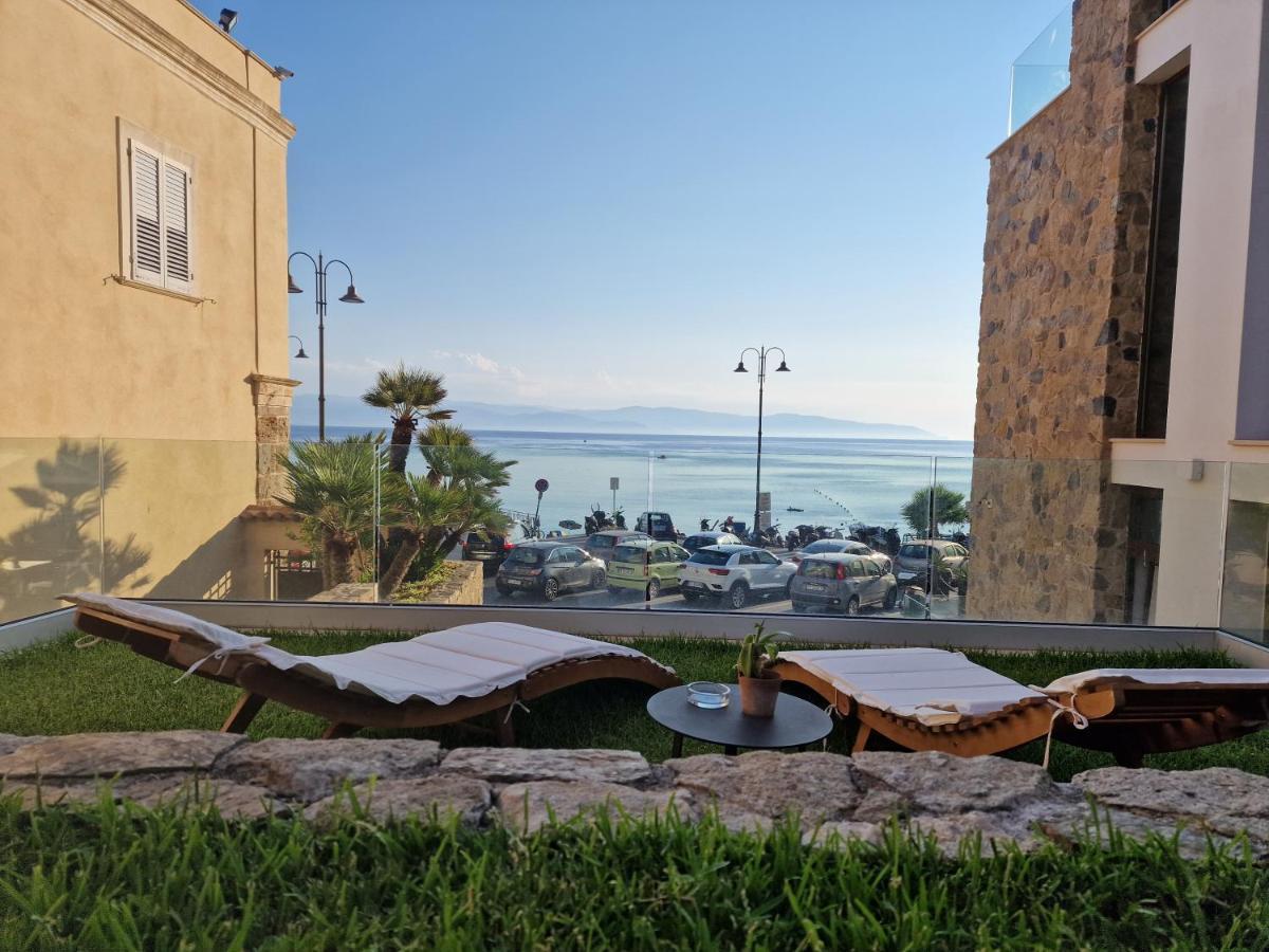 Ngonia Bay Boutique Hotel Milazzo Exterior foto