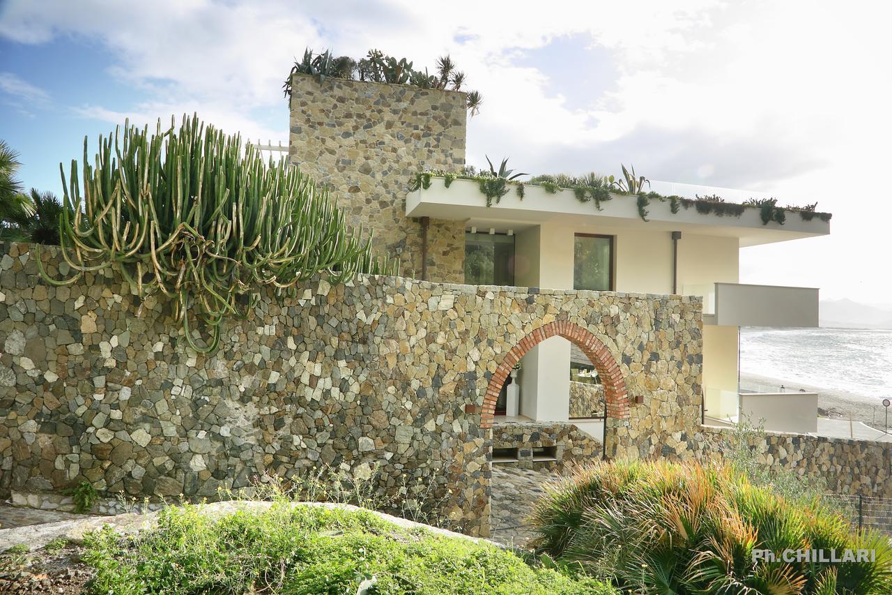 Ngonia Bay Boutique Hotel Milazzo Exterior foto