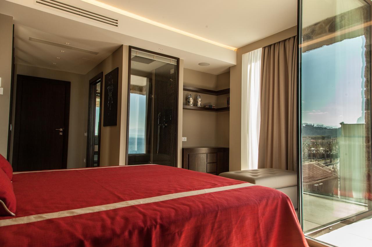 Ngonia Bay Boutique Hotel Milazzo Exterior foto