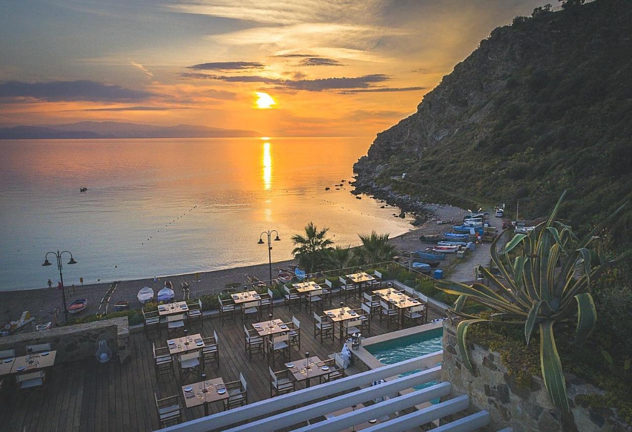Ngonia Bay Boutique Hotel Milazzo Exterior foto